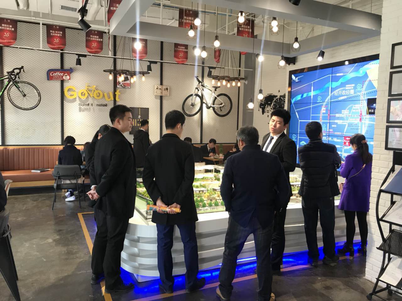 1544607802114313.jpg 83681618594666465.jpg